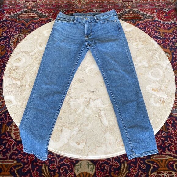 Abercrombie & Fitch Langdon Slim Fit Light Wash Denim Jeans 30” - Picture 2 of 15